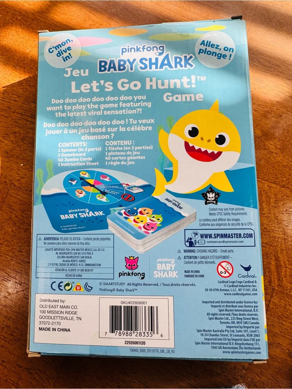 D8 Party Decorations- Baby Shark 14 piece party kit set ￼